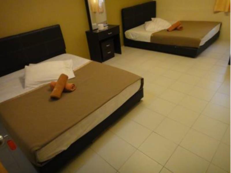 Eight Mentigi Guesthouse Cameron Highlands Exterior foto